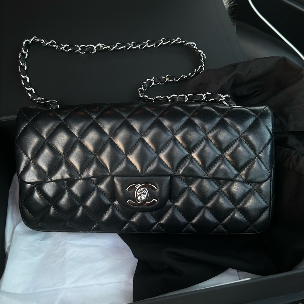 Chanel East West Shoulder Vintage Bag Lambskin Black